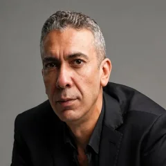 صورة الكاتب د. ضياء العوضي